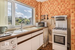 Photo 25- click for photo gallery